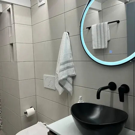 Apartment Matouli Escape